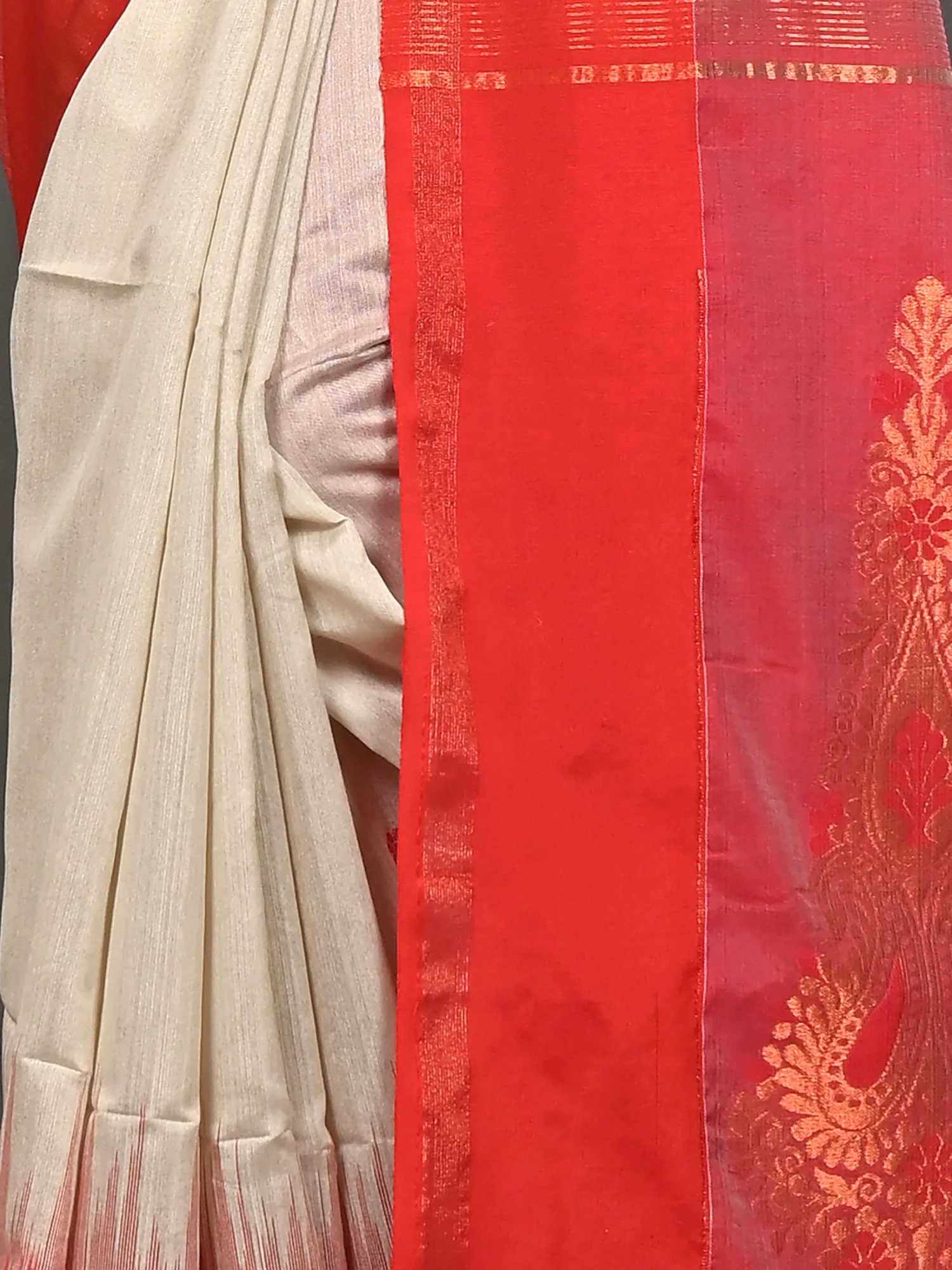 Red Cream Cotton Blend Parlkim Ikkat Jharna Saree (2287)